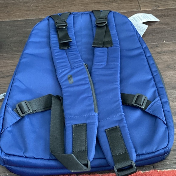 Backpack, Lacoste, NWT. - Picture 4 of 10